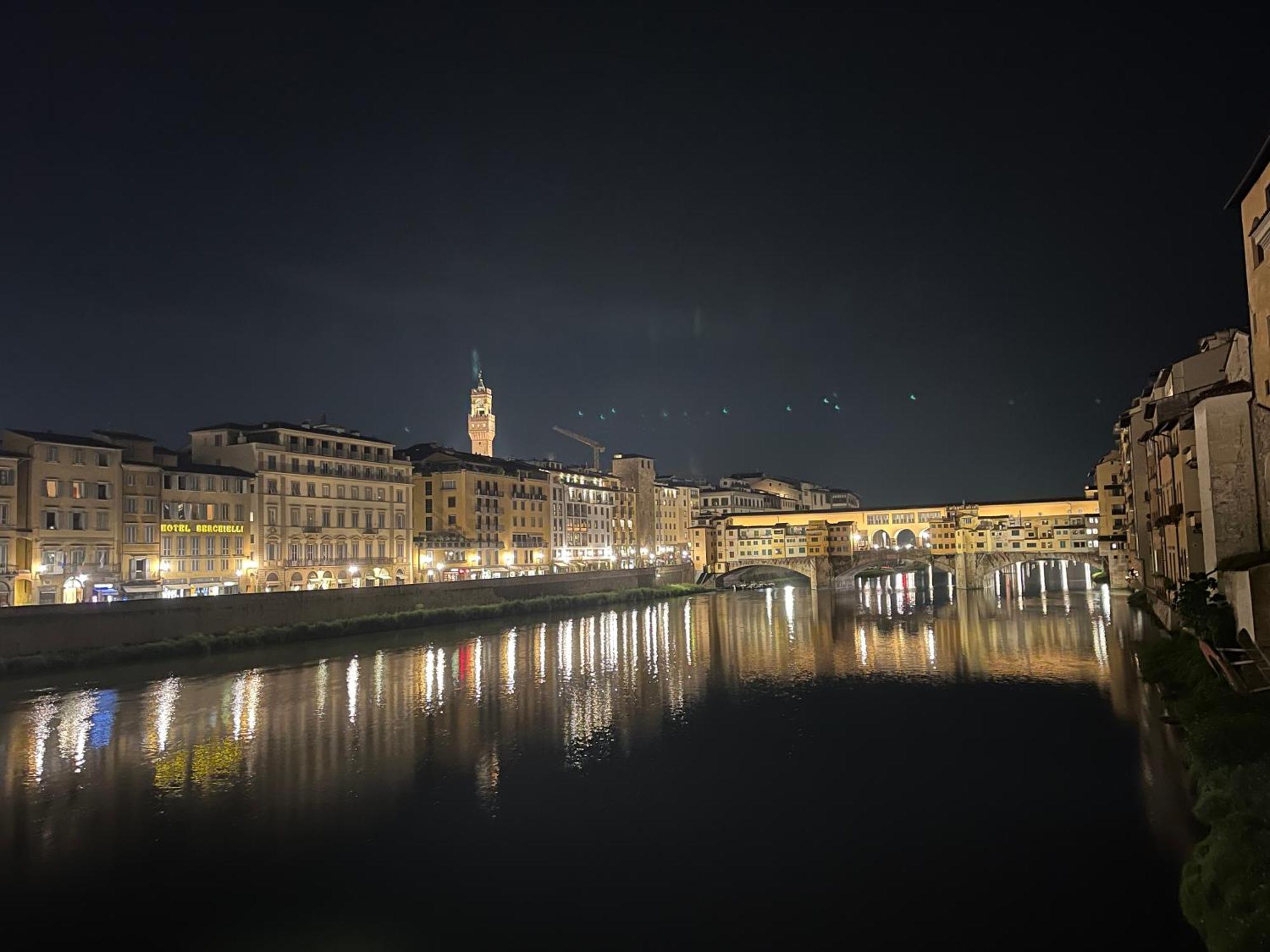 Cozy Duomo Dante Uffizi Firenze Central Bagian luar foto